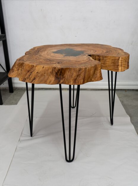 1VRnuCwL9P-Scnvm-IMs9yHDPIRkRH3KU-5.jpg Stolik czarny dąb zielona żywica 60x60 cm ZONA — 8